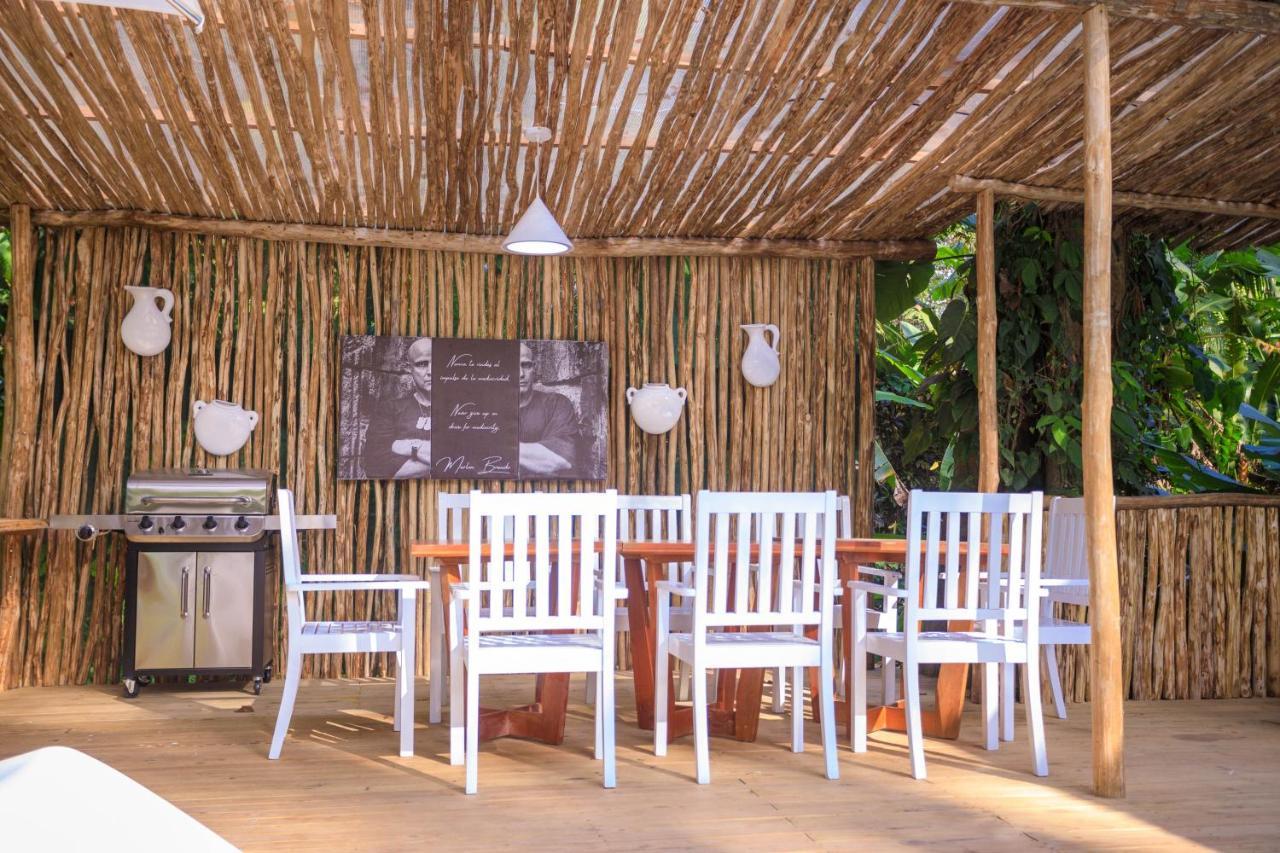 Gigi Brown Villa Paparazzi Beachfront Puerto Viejo de Talamanca Exteriör bild